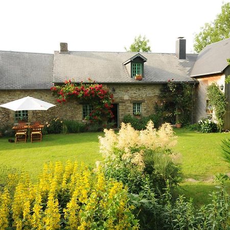Le Lavoir De Julia Bourgvallees Exterior foto
